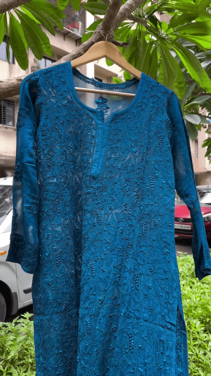Elegant Cotton Chikankari Kurti with Intricate Tone-on-Tone Embroidery – Available in Rich Magenta and Teal Blue