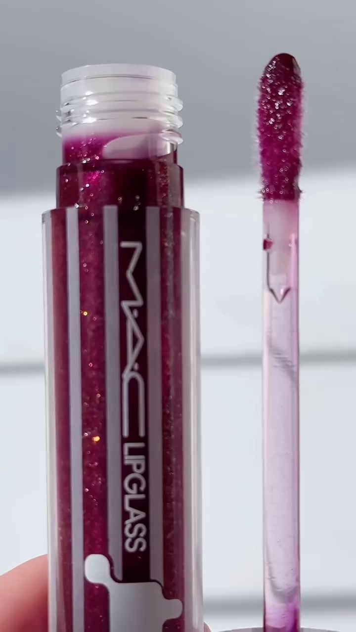 Lipglass Collection, Featuring Three Gorgeous Glosses in Soft Pink, Shimmering Gold, and Deep Berry Shades, Perfect for a Glossy, Lustrous Finish