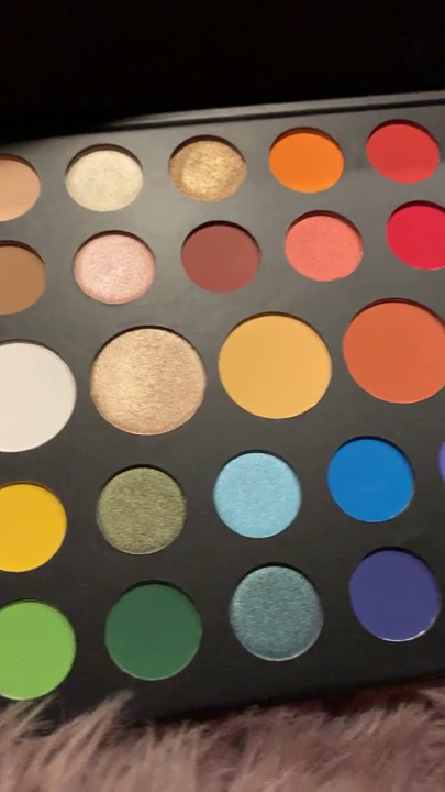 Vibrant Multi-Color Eyeshadow Palette with Bold Mattes and Shimmers in Every Hue – Perfect for Creating Every Look from Classic to Colorful
