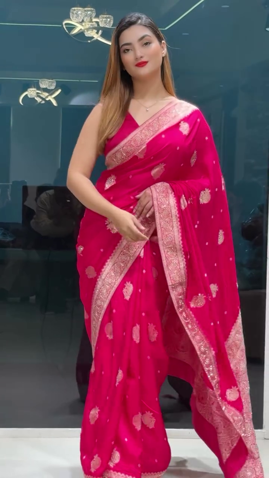 Traditional Indian Women’s Saree with Elegant Zari Embroidery and Contrast Border – Festive Wedding Party Wear Silk Blend Designer Sari with Blouse Piece
