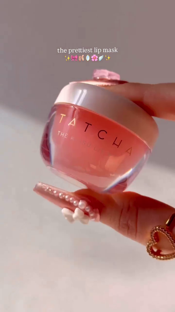 Tatcha The Kissu Lip Mask – Luxuriously Hydrating Japanese Peach & Camellia Jelly Treatment for Smooth, Soft, and Supple Lips in a Beautiful Blush