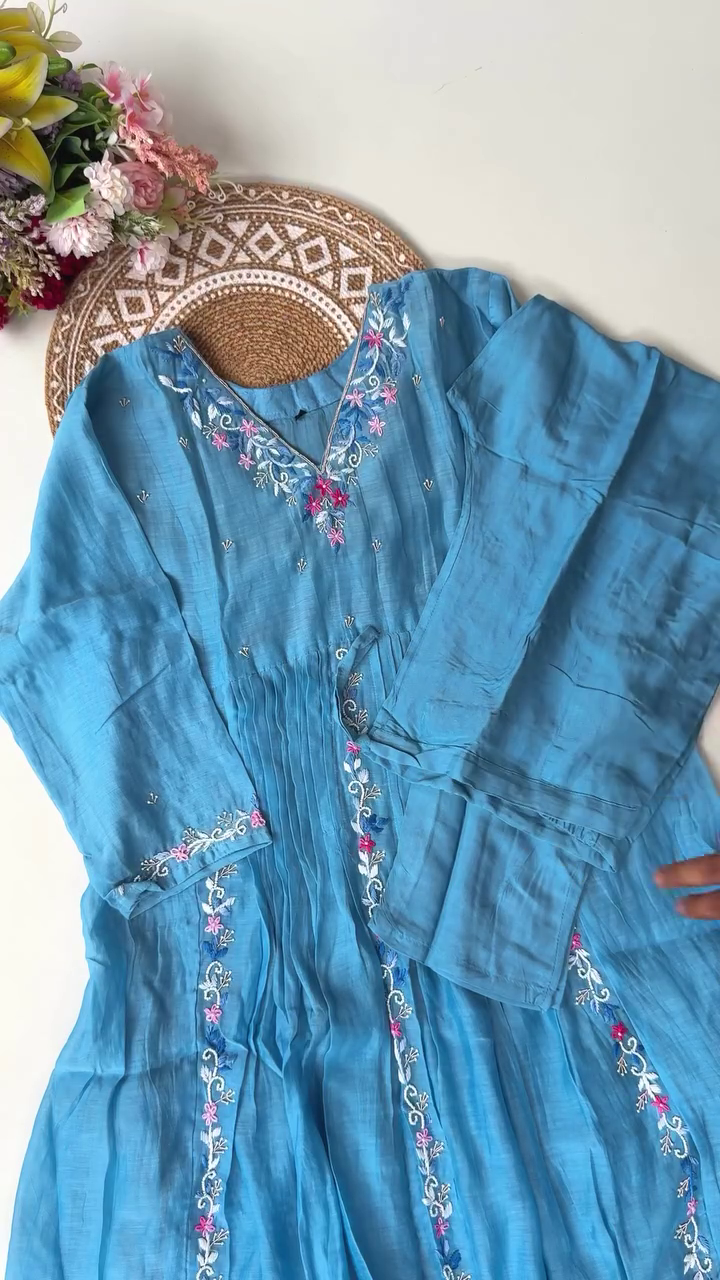 "Graceful Sky Blue Cotton Suit Set with Delicate Floral Thread Embroidery and Lightweight Dupatta – Ideal for Casual Wear