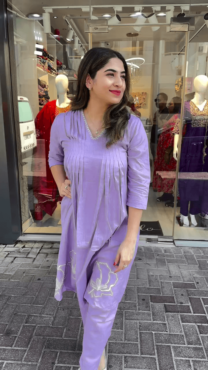 Elegant Lavender Pleated Kurti with Floral Embroidery and V-neck Design for a Stylish Traditional Look